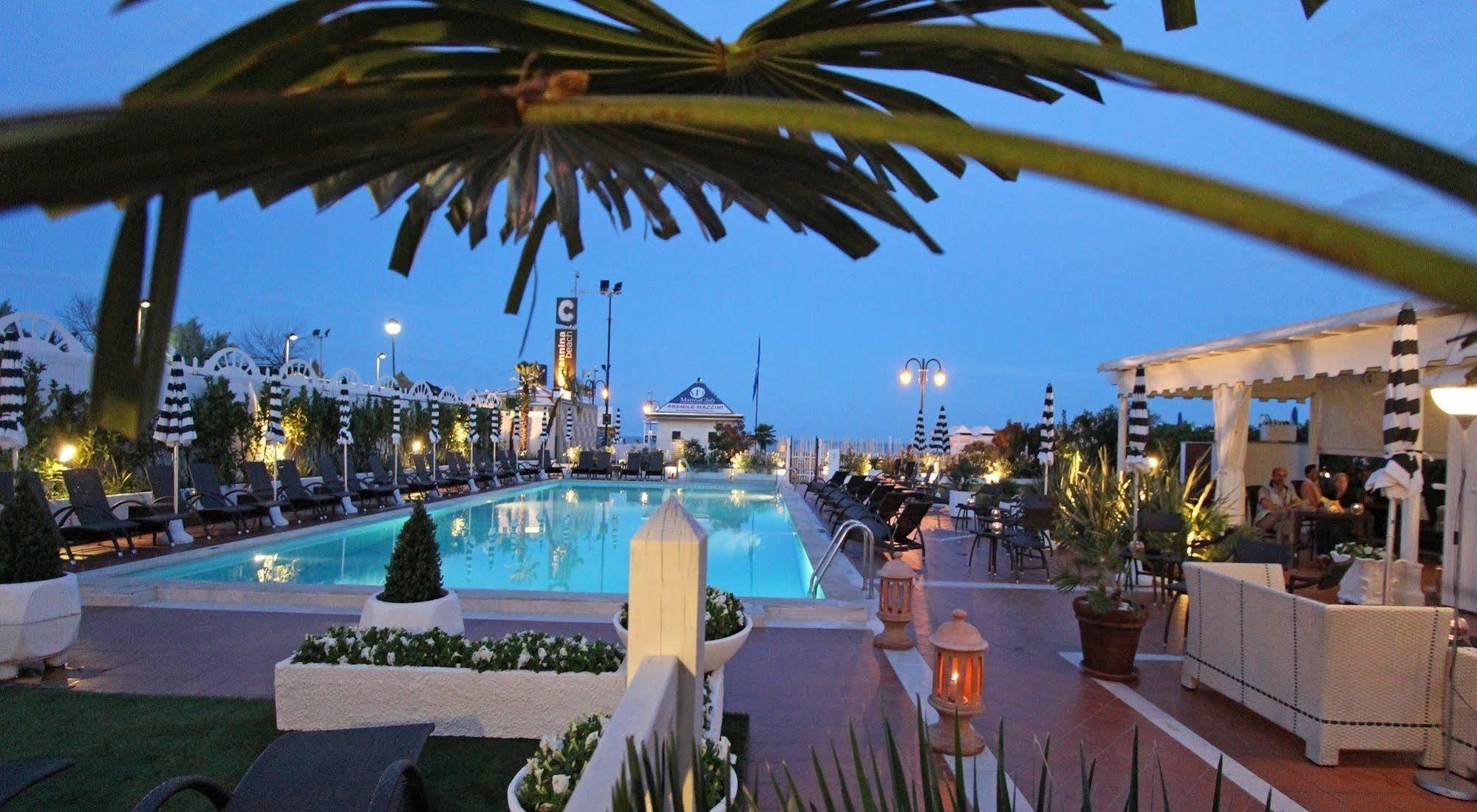 Hotel Delle Rose Lido di Jesolo Buitenkant foto